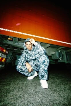 DIGITAL LOVE JOGGER GREY -Ralph Lauren Clothing Store 0001 MMML COUP FINAL LORES 5861