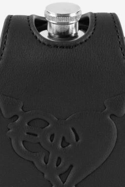 PUNCHED HEART HIP FLASK BAG BLACK 11 PUNCHED HEART HIP FLASK BAG BLACK -Ralph Lauren Clothing Store Trinkflasche Detail