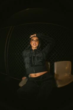 WOMEN'S VELOUR JACKET BLACK 9 WOMEN'S VELOUR JACKET BLACK -Ralph Lauren Clothing Store unbenannt 128